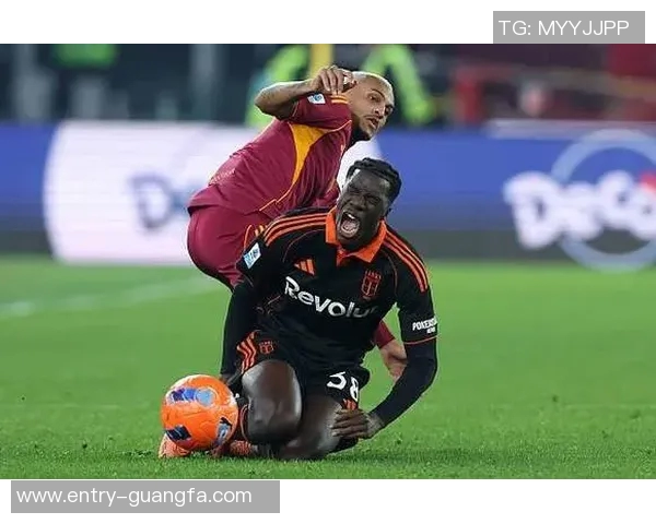 塞内加尔新星迪奥在科莫比赛中受伤法布雷加斯社交媒体遭到猛烈批评 塞内加尔新星迪奥在科莫比赛中受伤法布雷加斯社交媒体遭到猛烈批评