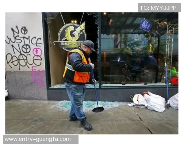 西雅图大学险胜引发危机感淡厚然替补出场14分钟贡献8分3板