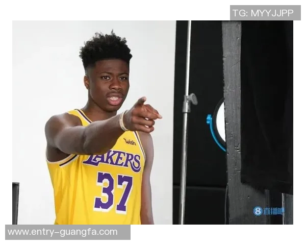 希腊豪门奥林匹亚科斯外租字母弟科斯塔斯以求提升场均得分表现